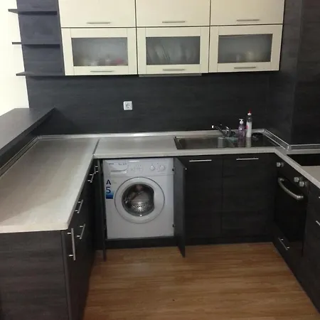 Dilov In Yalta Apartman