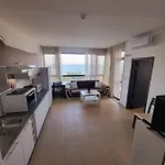 Apartament Dilov In Yalta Nisipurile de Aur