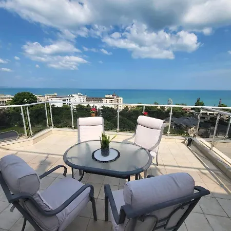 дилов в ялта комплекс * Златни пясъци