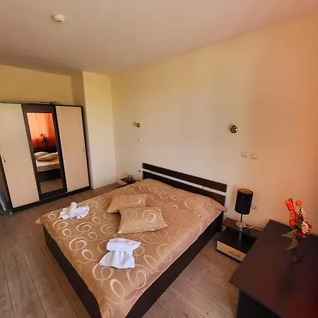 Apartment Dilov In Yalta