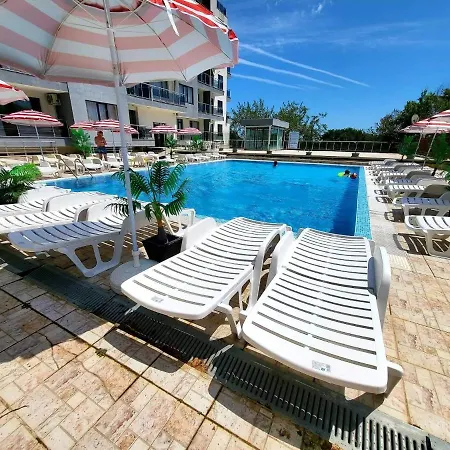 дилов в ялта комплекс Апартамент