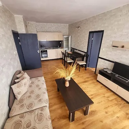 Dilov In Yalta Apartament