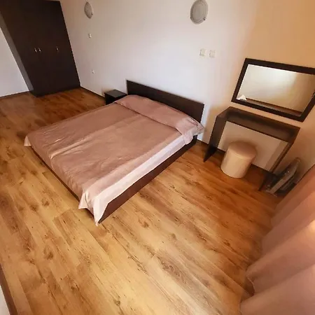 Dilov In Yalta Apartament *