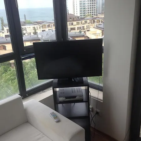 Apartament Dilov In Yalta Złote Piaski
