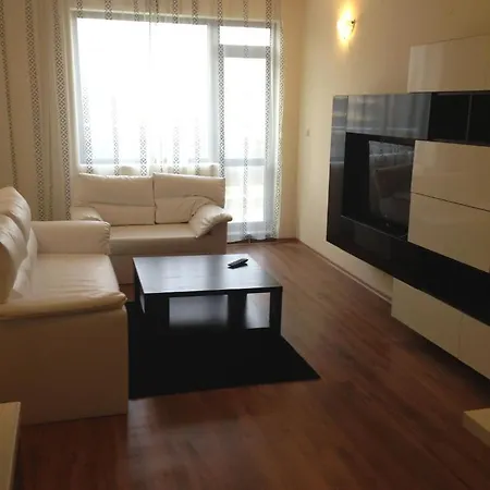 Dilov In Yalta Apartament